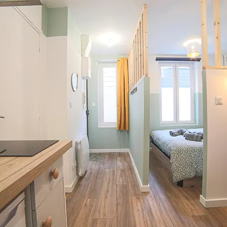 Casa Pluma Near Train Station Cosy *