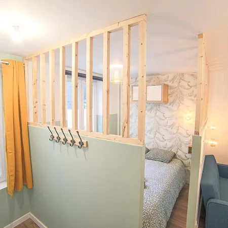 Apartment Casa Pluma Near Train Station Cosy *